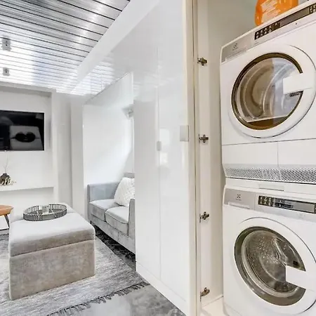 Kcm Mikros Smart Apartments 3